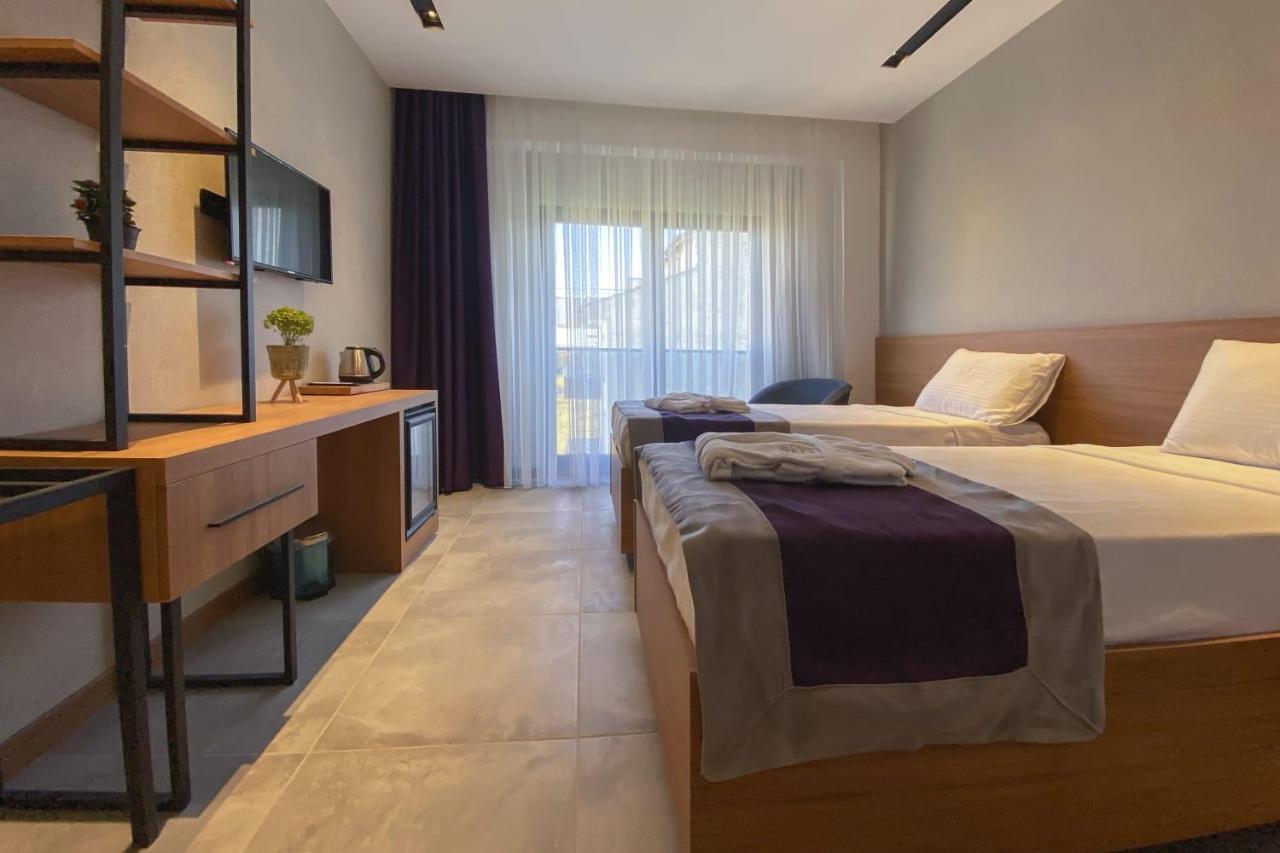 Es Termal Otel&Spa Derekoy  ภายนอก รูปภาพ